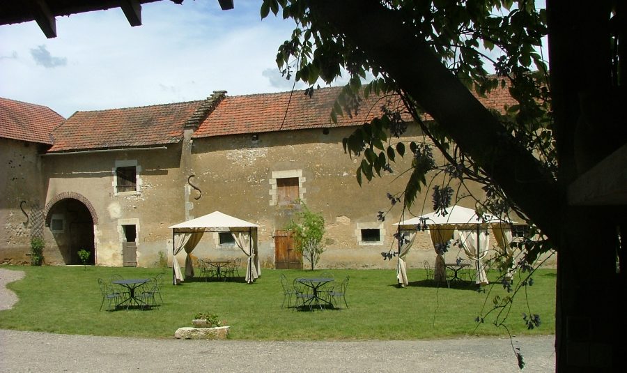 2013 (15)