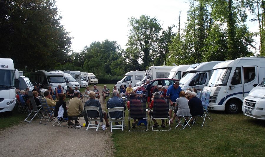 Camping-Pont-Picot-juin-2011-Ville-de-Clamecy–1—-D-Data