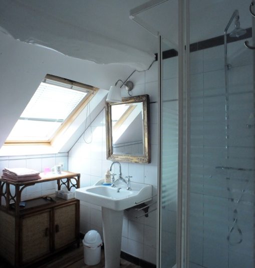 Chambre Lucette salle d’eau