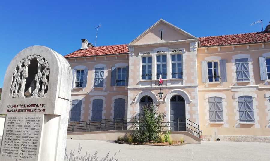 Crain Monuments aux mots et mairie