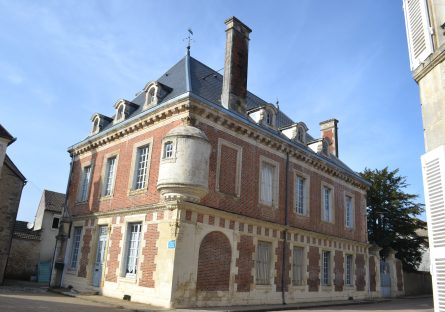 ENTRAINS-SUR-NOHAIN, DE L’ANCIENNE CITE GAULOISE A AUJOURD’HUI