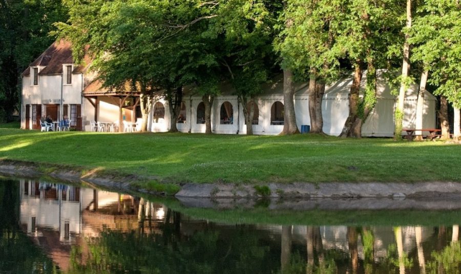 Guiguette coulanges sur Yonne