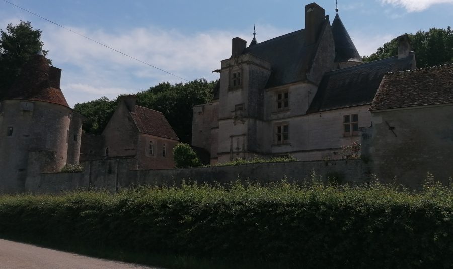 LUCY-SUR-YONNE