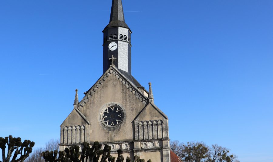 Menou Eglise LM