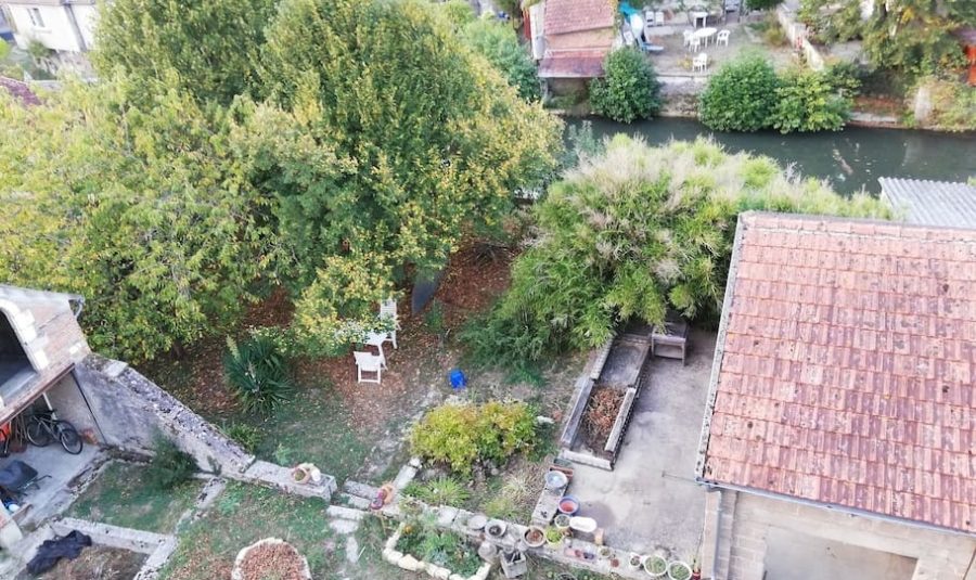 garden_tannery_quai_îles_clamecy©L.Couturaud